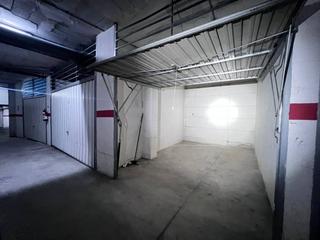 Aparcament cotxe  Taialà. Venta de garaje en girona capital