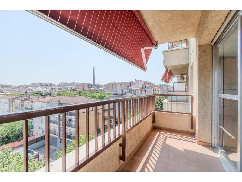 Foto 58cd3a40-55b7-405a-9364-820951d2ddce. Piso venta de piso capital en Eixample Sud-Migdia Girona