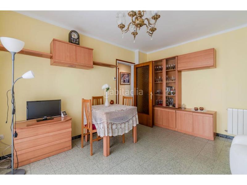 Foto 9ebd272d-fa81-4b9d-b644-bed763404596. Piso venta de piso capital can gibert del plà en Girona