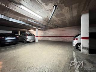 Lloguer Aparcament cotxe  Carme. Alquiler de garaje en girona capital