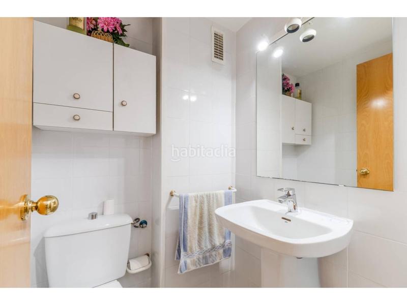 Foto 67fc0836-2c6b-4512-bdbf-328901782262. Àtic amb calefacció aparcament a Centre Salt