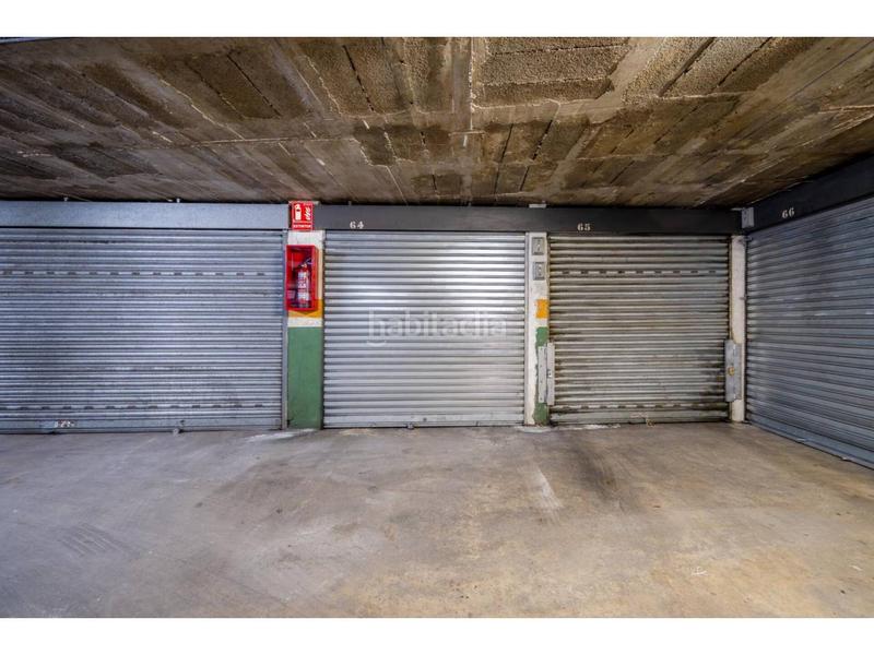 Foto b721c157-9bc8-4f09-ab7c-77dd32f27713. Àtic amb calefacció aparcament a Centre Salt