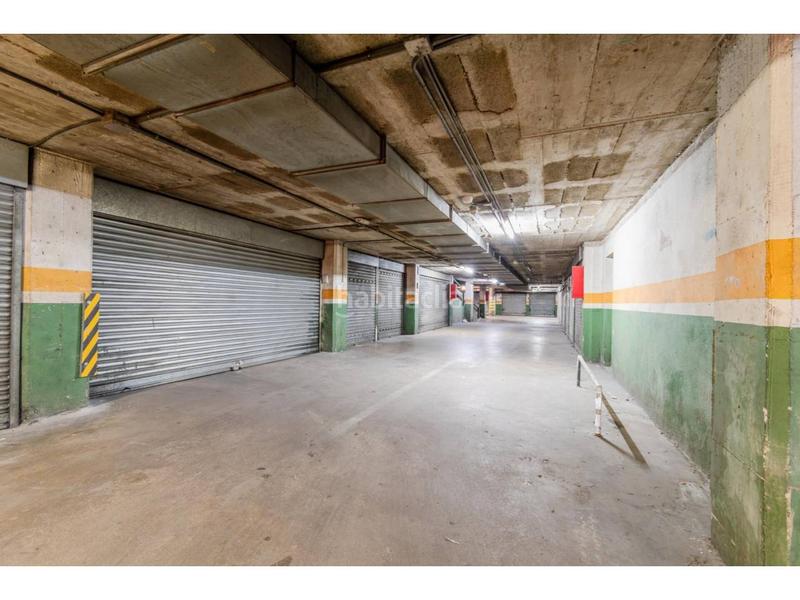 Foto be307371-90e7-495f-ad94-eb9f9f74f462. Àtic amb calefacció aparcament a Centre Salt