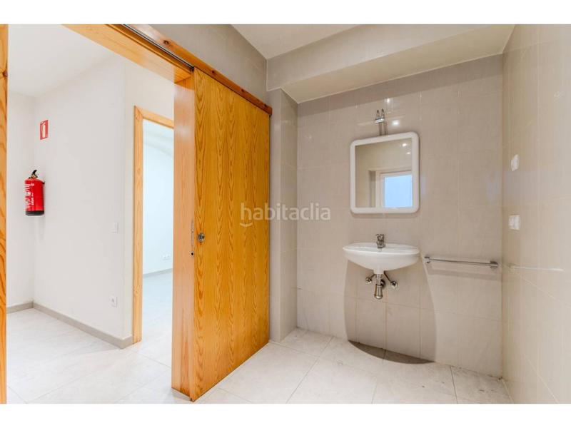 Foto 8e6bb63f-cf2d-4075-ae1f-21d67611eeda. Flat with parking in Eixample Sud-Migdia Girona