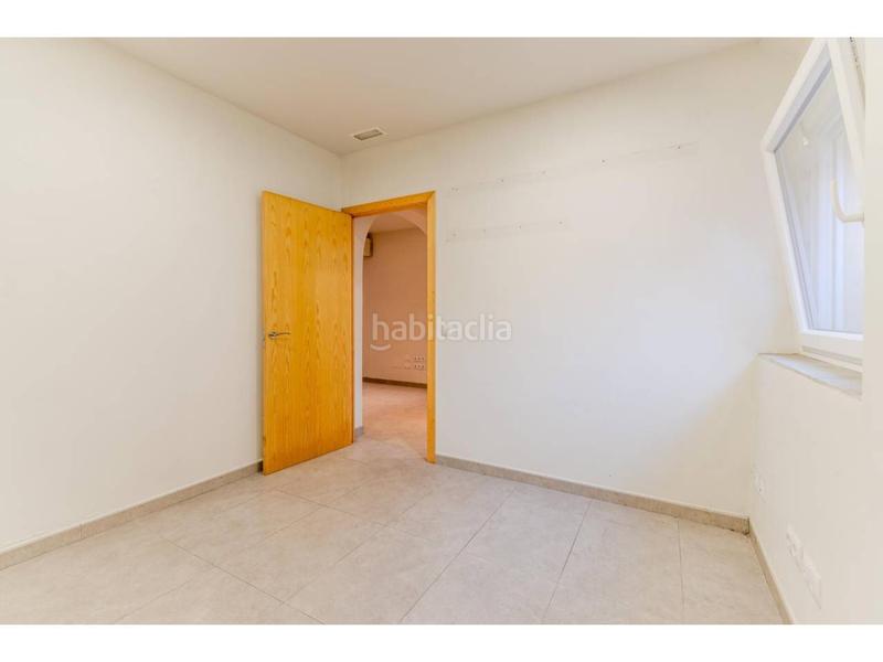 Foto b08d8fc5-dcf4-4a08-97f9-5f3e5e3f337a. Flat with parking in Eixample Sud-Migdia Girona