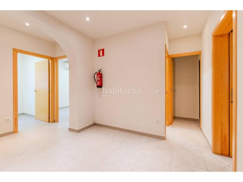 Foto e9536a08-b8d2-4452-8d7f-21e4bdbcad2d. Flat with parking in Eixample Sud-Migdia Girona