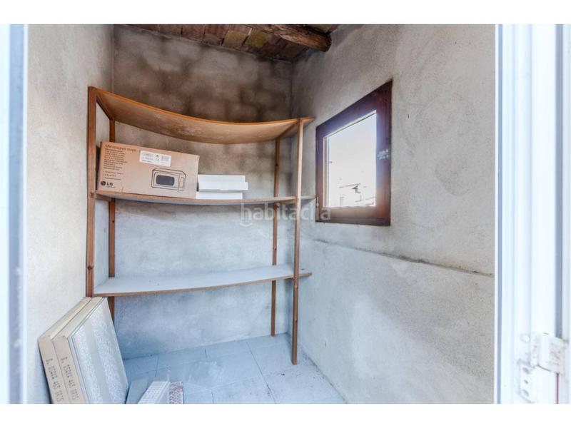 Foto f21bbb33-a0e2-4d5c-848a-9201ff3fe52f. Flat with parking in Eixample Sud-Migdia Girona