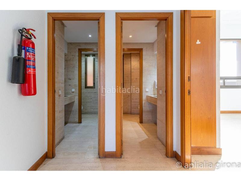 Foto 178b4b01-897e-4ccc-9723-603b9ab197d9. Local comercial a Eixample Sud-Migdia Girona