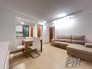 Miete Etagenwohnung in Eixample Sud-Migdia. Piso en alquiler zona clinica girona