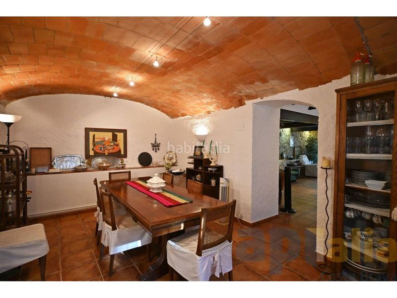 Foto 00b50c5b-4026-4dbf-b984-d142e3714670. Masía venta de una encantadora villa campestre en bellcaire dempordà en Bellcaire d´Empordà