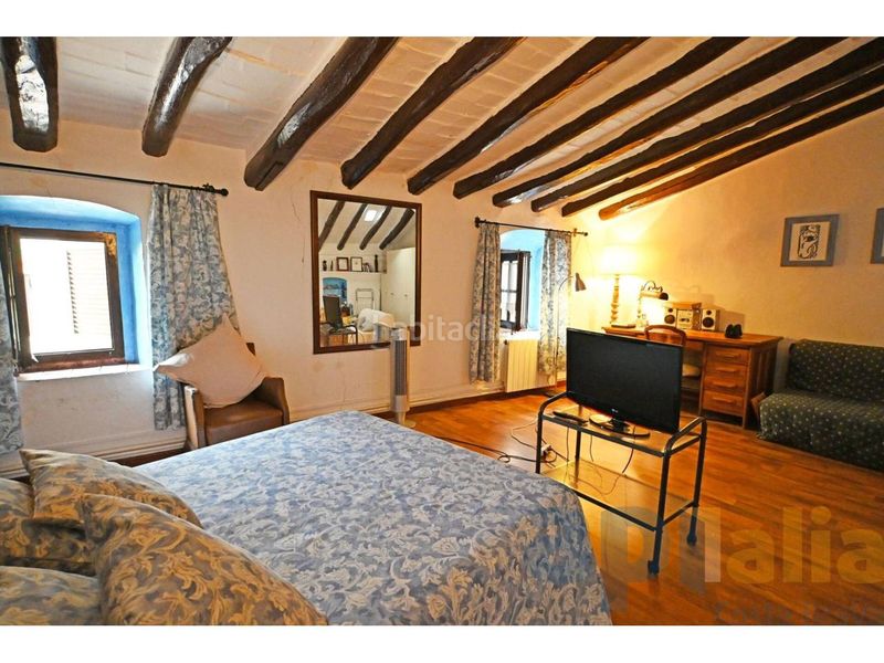 Foto 25736d7e-3d91-4ca3-b83d-d94fd08f57d5. Masía venta de una encantadora villa campestre en bellcaire dempordà en Bellcaire d´Empordà