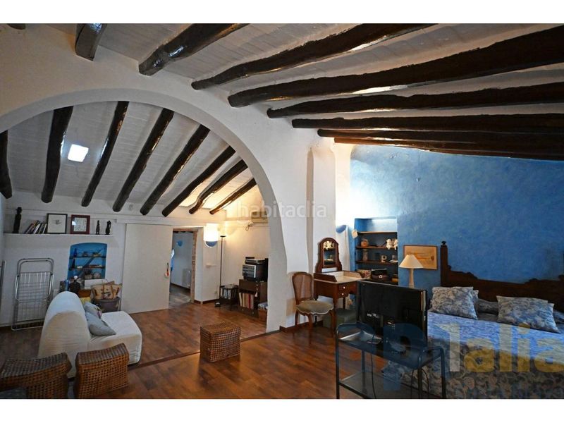 Foto 3573b2b2-b9cb-4076-9c51-41da4a3a3372. Masía venta de una encantadora villa campestre en bellcaire dempordà en Bellcaire d´Empordà