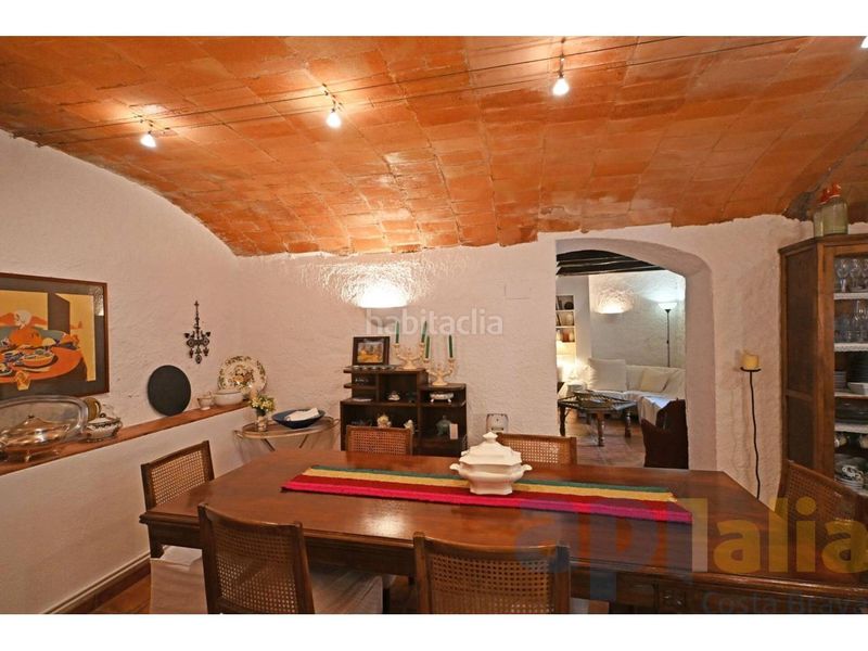 Foto b22e6d03-2f80-42f4-9343-c91d04d2a7f5. Masía venta de una encantadora villa campestre en bellcaire dempordà en Bellcaire d´Empordà