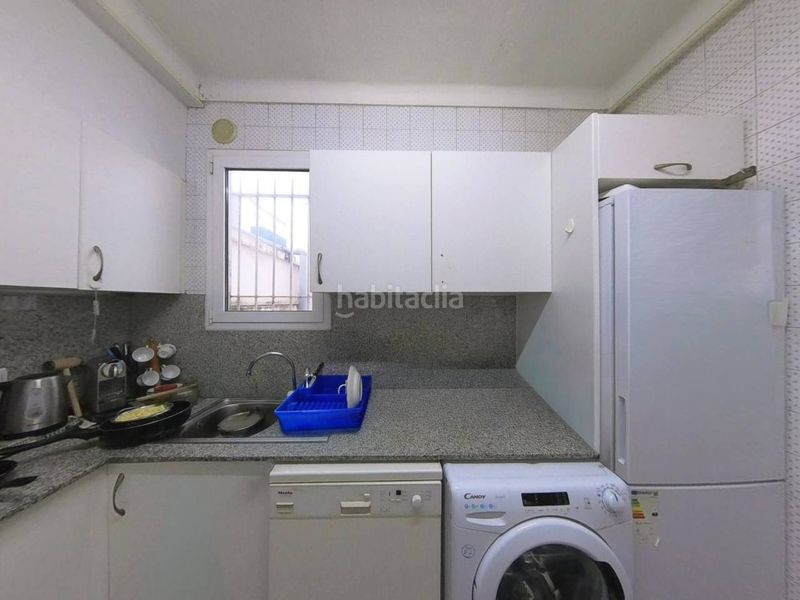 Foto 3ef6c8ae-9e16-4a7c-8ce5-0e7ca3a5eee9. Casa amb aparcament a Eixample Sud-Migdia Girona