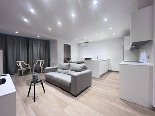 Location Appartement  Calle creu. Alquiler de piso reformado girona centro