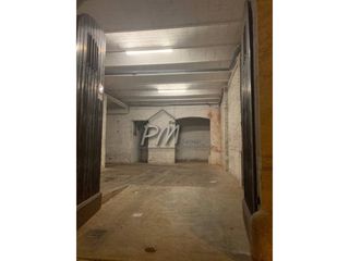 Rent Car parking in Calle rutlla 230. Parquing alquiler al carrer de la rutlla