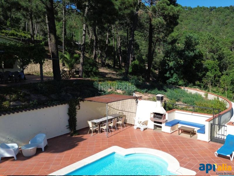 Foto dcb59846-c40b-45f0-85e4-8644ac1fb3f6. Xalet amb aparcament piscina a Lloret Blau - La Creu de Lloret Lloret de Mar