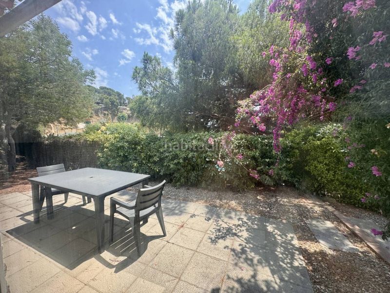 Foto 1a16a216-e9e9-402b-ad8b-180e7889403e. Casa amb calefacció aparcament a Canyelles Lloret de Mar