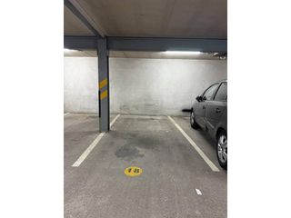 Aparcament cotxe a Calle Rutlla