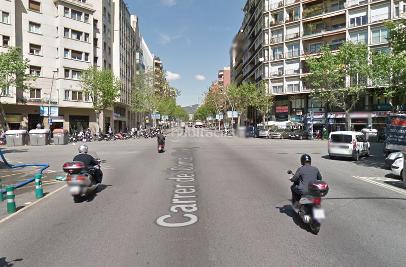 Foto b8a0796a-2b2d-4321-9591-5bef7e0d01a4. Locale commerciale in carrer del comte d'urgell 152 in Barcelona