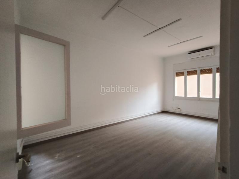 Foto 50b7a5f9-0d3b-4698-9b44-d6a332272a33. Miete büro in Dreta de l´Eixample Barcelona