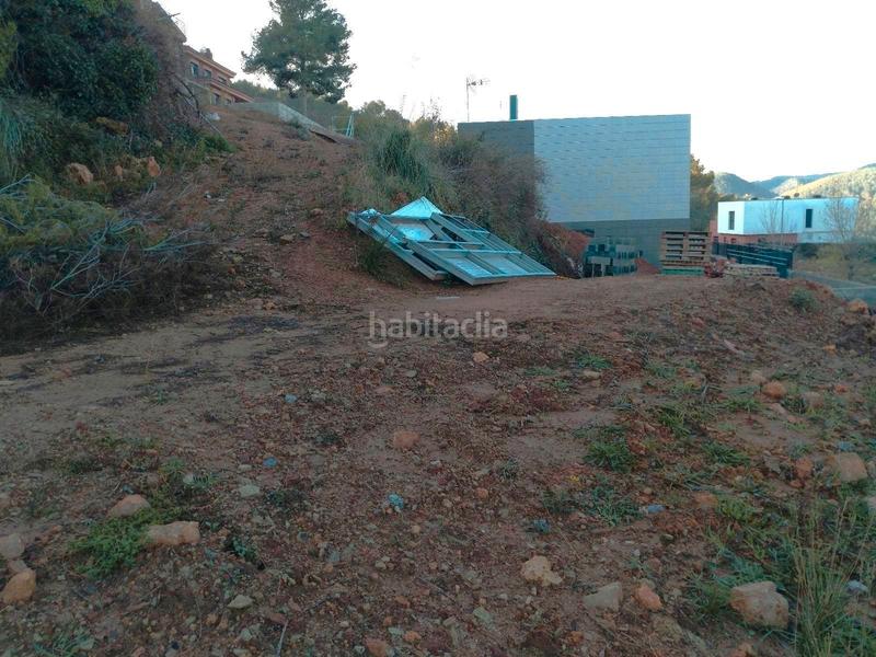 Foto e6721f2e-d6a3-4aef-9297-9098404e3819. Terreno residencial en avinguda de la font 53 solar en venta para edificar vivienda unifamiliar / solar en venda per edificar habitatge unifamiliar en Cervelló