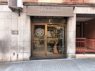 Rent Business premise in Carrer de pitàgores 16. Local cerca del paseo maragall listo para trabajar / local prope