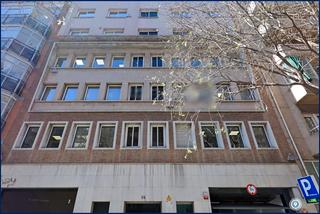 Miete Büro in Carrer d'entença 95. Oficina luminosa i diáfana / oficina lluminosa i diàfana