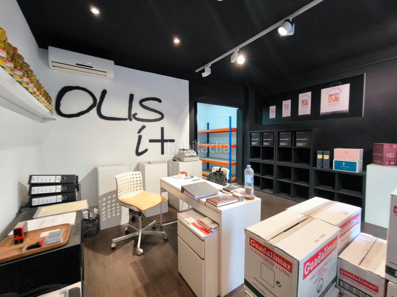 Foto af5d8244-a7cd-4605-87e3-c72d2a1786fa. Affitto locale commerciale in carrer de pàdua 82 in Barcelona