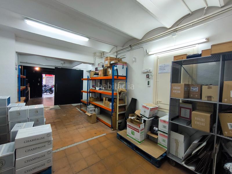 Foto ada055a6-eae9-469c-a8d1-402b16d805df. Rent business premise in carrer de pàdua 82 in Putget - Farró Barcelona
