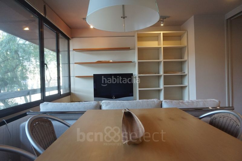 Foto de657907-64e6-45ef-8514-fa550fd0061c. Pis amb calefacció aparcament a La Nova Esquerra de l´Eixample Barcelona