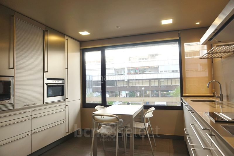 Foto efac34d5-286e-4583-a0a2-434a1d43eedd. Pis amb calefacció aparcament a La Nova Esquerra de l´Eixample Barcelona