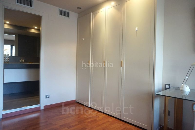 Foto f5aca61d-3229-4b13-a51c-a7d89065a864. Pis amb calefacció aparcament a La Nova Esquerra de l´Eixample Barcelona