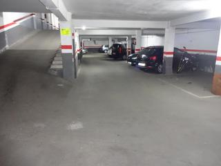 Aparcament cotxe a Carrer de sant alexandre 21. Disponemos de 2 plazas de alquiler o venta cohe pequeño
sótano