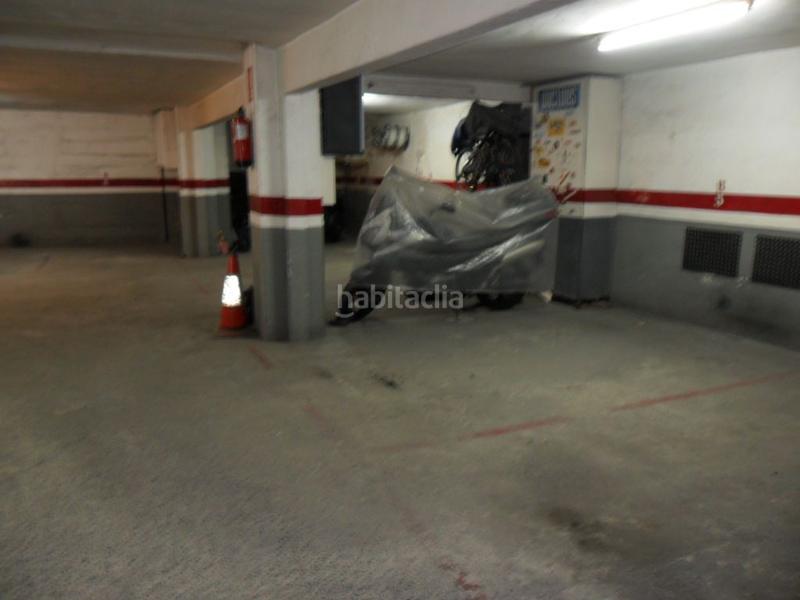 Foto 26f702a0-4d27-4686-965e-e95211391653. Location parking voiture dans carrer de cartellà 77 dans Barcelona