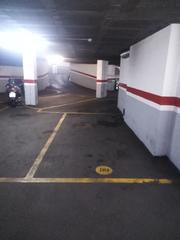 Location Parking voiture à Carrer de dante alighieri 4. Plaza venta y alquiler en horta para coche mediano de 5,10 x 2,3