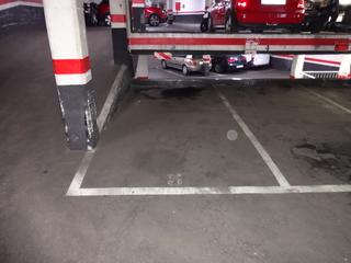 Parking voiture dans Passeig de fabra i puig 289. Plaza coche pequeo o 2 motos