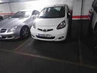 Aparcament cotxe a Avinguda de la mare de déu de montserrat 267. Pk coche pequeño pº maragall-v. montserrat