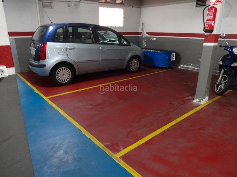 Foto 30cef783-c85e-4453-b273-ca64ebaf80ac. Rent car parking in carrer de salses 114 in Horta Barcelona