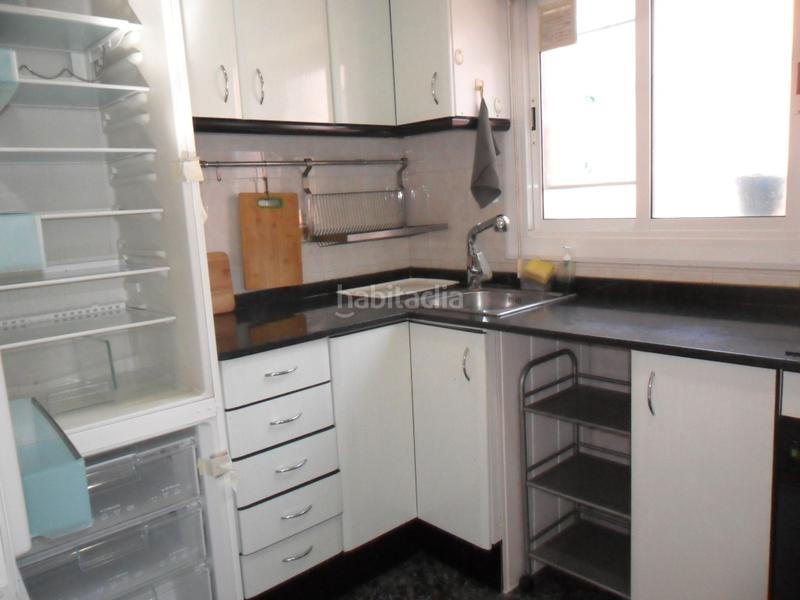 Foto 209a5396-a630-42cc-8dc7-1635148f5801. Pis a carrer pintor casas 5 a Vilapicina - Torre Llobeta Barcelona