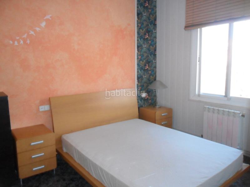 Foto 72a100a4-09fe-4421-a98c-f21e37dadb37. Pis a carrer pintor casas 5 a Vilapicina - Torre Llobeta Barcelona