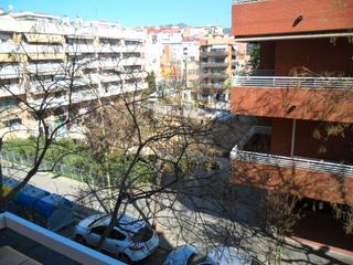 Appartement à Carrer pintor casas 5. Calle pintor casas, exterior, 3 habitaciones, ahora alquilado