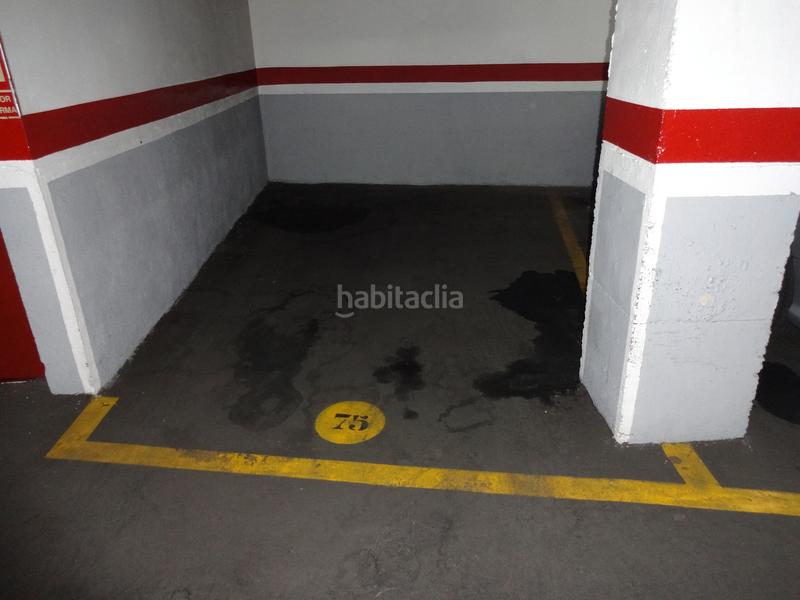 Foto a2617844-6b6c-4eb4-90cb-3b41f54dd0ef. Location parking voiture dans carrer de dante alighieri 2 dans Barcelona