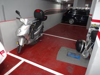 Aparcament de moto a Carrer del Greco 12