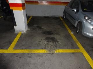 Lloguer Aparcament cotxe a Carrer de cartellà 83. Calle cartellá pk en planta calle coche pequeño