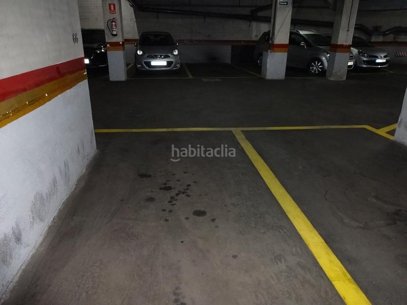 Foto 27b61dc5-9ef6-44a6-b474-7a74e2660cf5. Miete autoparkplatz in carrer pintor casas 26 in Vilapicina - Torre Llobeta Barcelona