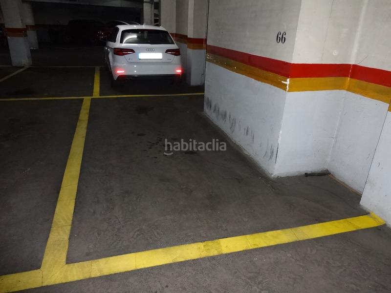 Foto 9579e7b1-6fc1-42ba-bb9c-df006bfaf167. Miete autoparkplatz in carrer pintor casas 26 in Vilapicina - Torre Llobeta Barcelona