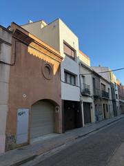 Reihenhaus in Carrer de gurrea 29. Vendo casa sabadell centre