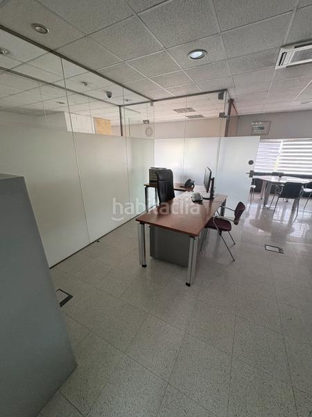 Foto 56536766-deab-419b-9c87-45fa5a47d3f3. Miete büro mit heizung in Gràcia Sabadell