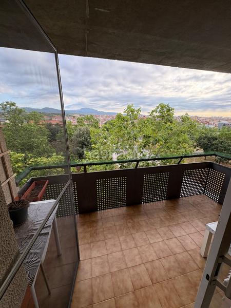 Foto 158f6ed9-fc15-4ccb-844f-ed93fef4a1db. Piso Roc Blanc piso + parking en Roc Blanc Terrassa